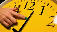 Övergång till sommartid 2026: när ställs klockan fram igen?