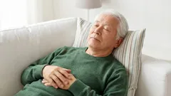 Just den här temperaturen i rummet hjälper äldre att sova bättre – ett enkelt råd