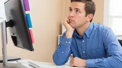 Stödjer du ofta hakan med handen? Psykologer förklarar vad det säger om din personlighet