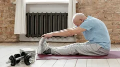 Dessa övningar är perfekta för personer över 50 år: 20 minuter som återställer styrka och balans