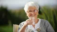 Experter utnämner den bästa morgonvanan för personer över 50 år